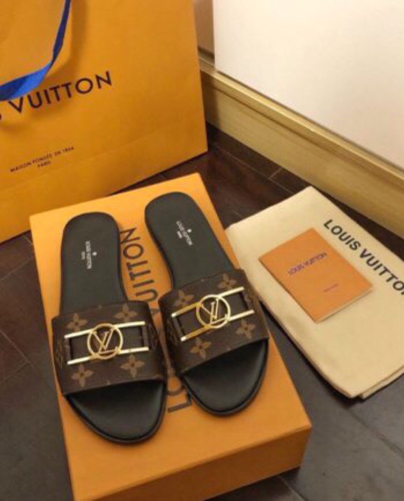 Sinnamon Luxe SG-028