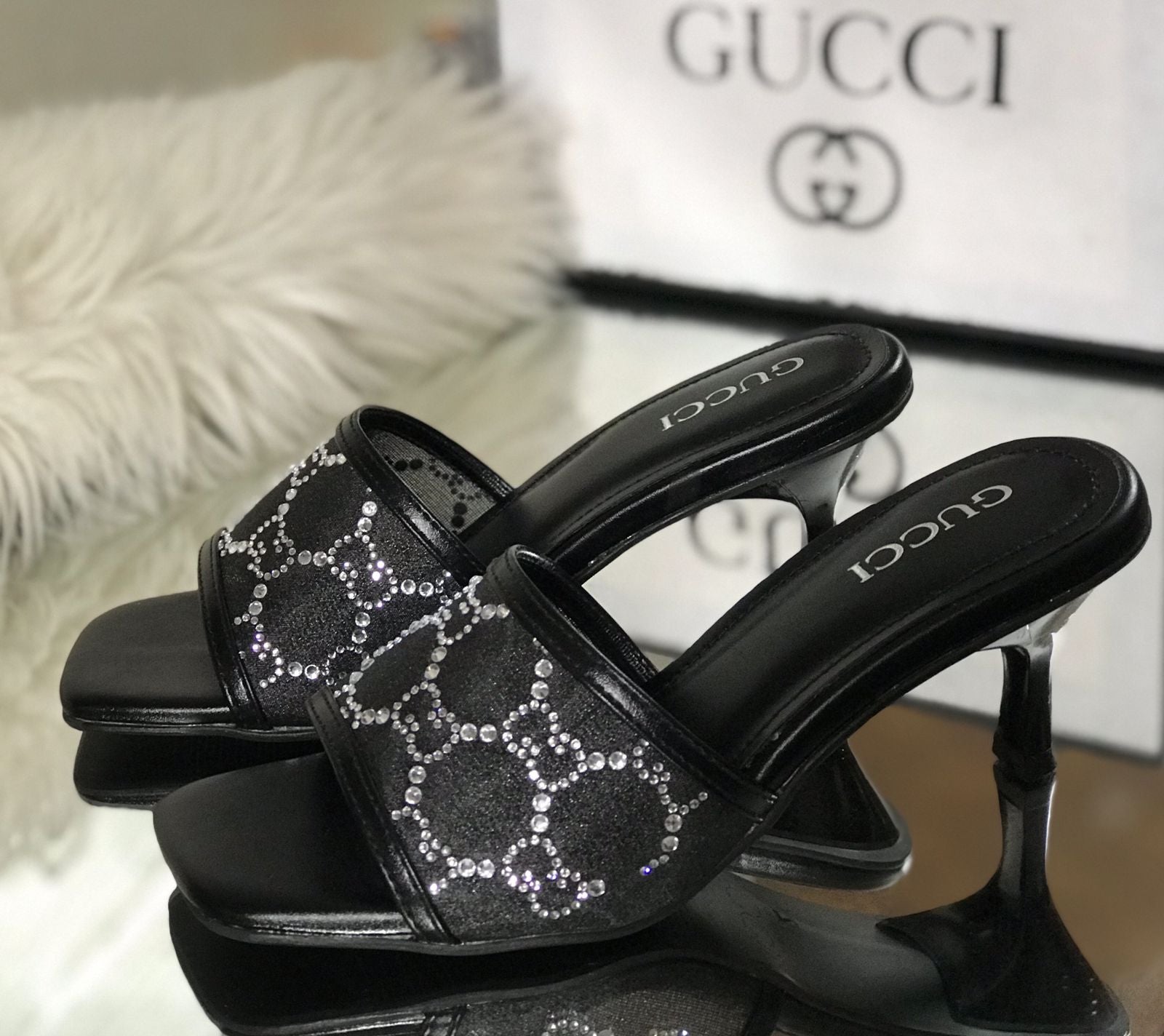 Sovereign Heels B-H-015