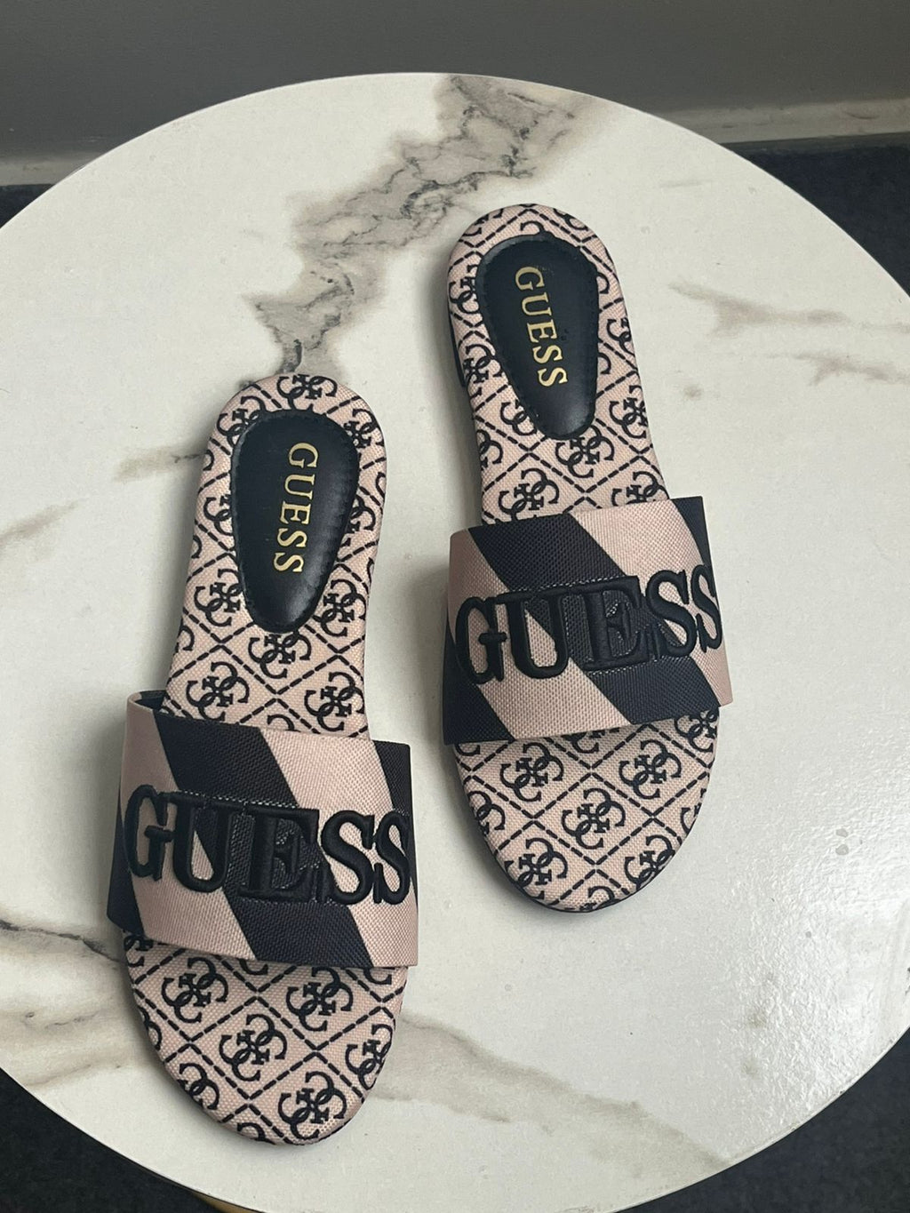 Zareen Slides BLACK B-SG-013