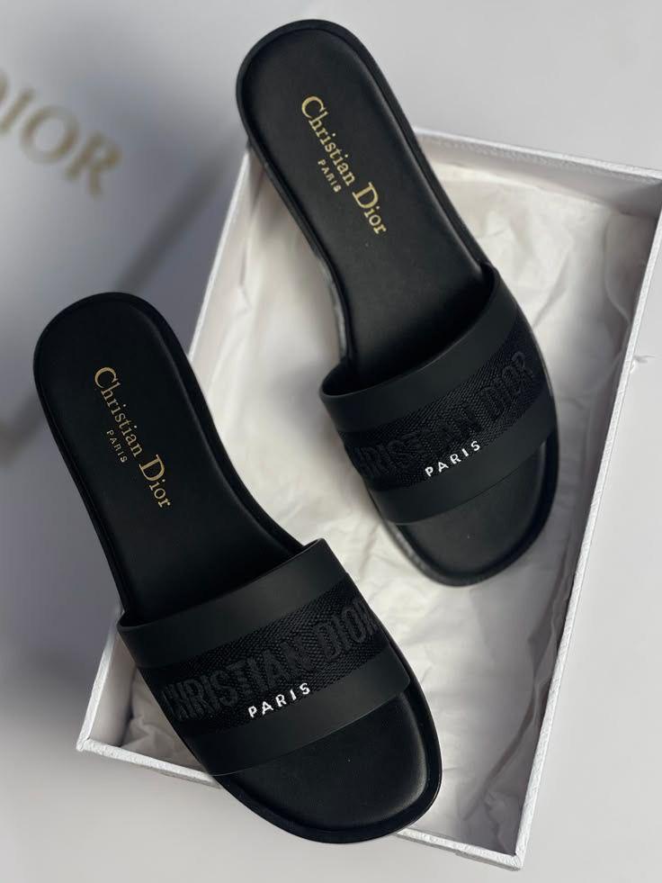 Couture Flats B-SG-002