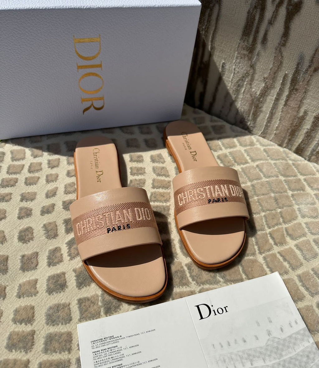 Couture Flats B-SG-002