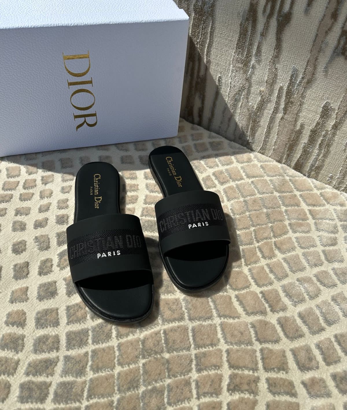 Couture Flats B-SG-002