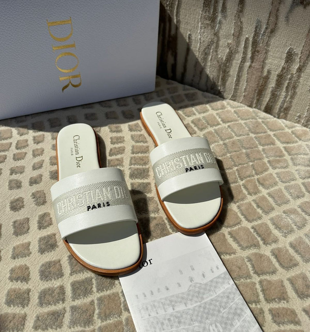 Couture Flats B-SG-002