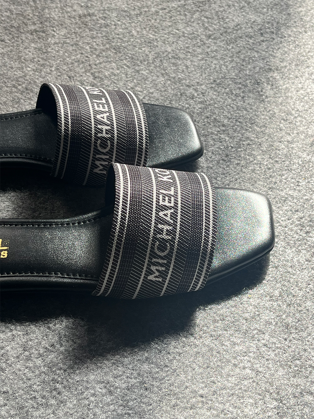 Metro Go Flats B-SG-019