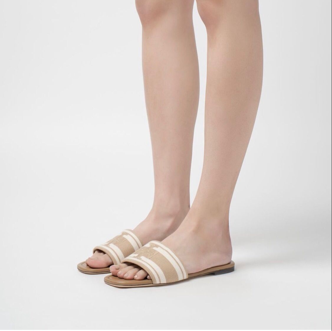 Kindle Flats B-SG-031